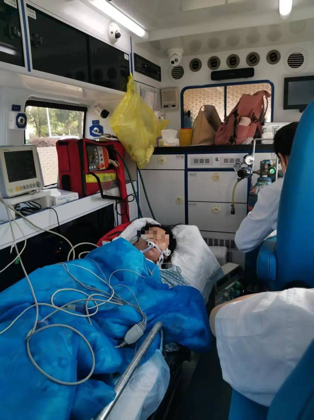 女护士结婚半年发烧头痛<strong></p>
<p>比特币交易所</strong>，诊治12天才确诊“脑脊髓炎”致丧失劳动能力，鉴定：两家三甲医院因未及早诊断病情，应承担责任