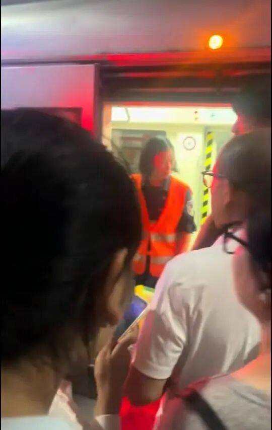 大连地铁发生故障停运一小时<strong></p>
<p>泰达币交易所</strong>，目击者称看到120和警车，工作人员否认列车和人相撞，故障原因在落实中