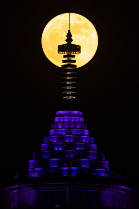 花好月圆人团圆<strong></p>
<p>XRP交易所</strong>,中秋“硬核”赏月指南来了