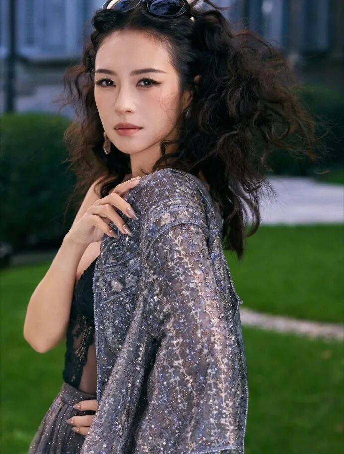 时装周上的女明星<strong></p>
<p>XRP交易所</strong>,秋冬氛围感一键封顶!