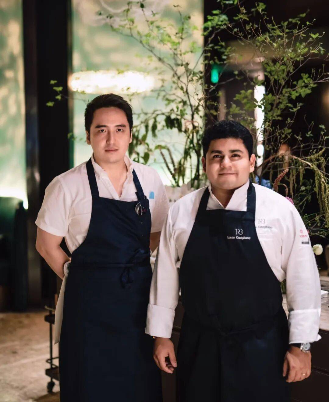 精致餐饮<strong></p>
<p>XRP交易所</strong>,以饭封神 | 商业头条No.94