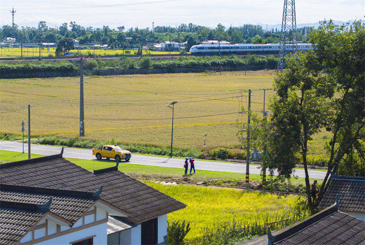 阖家团圆时<strong></p>
<p>瑞波币交易所</strong>，他们守护蓉城灯火