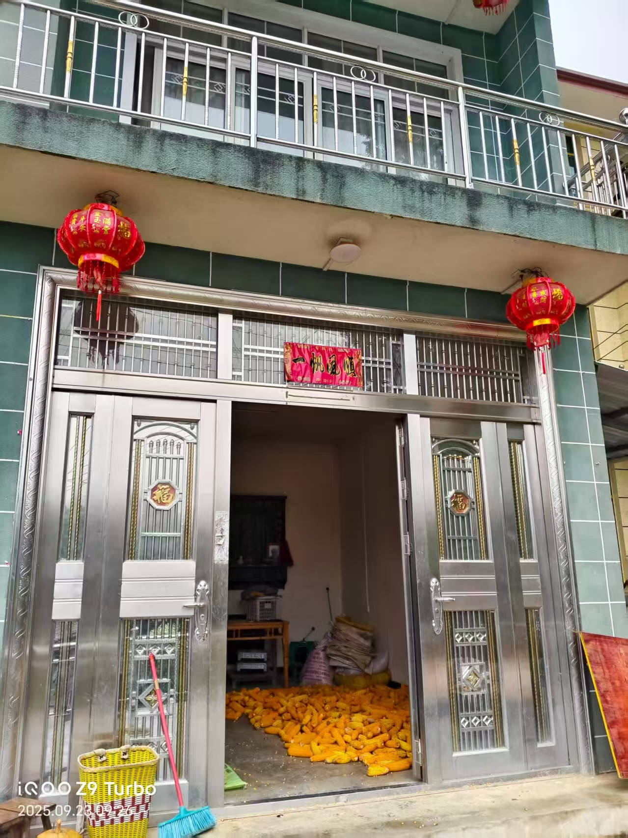 那个让老师骄傲的“调皮”班级!30年同学聚会<strong></p>
<p>DOT交易所</strong>,还伴有一封来自贵州的感谢信