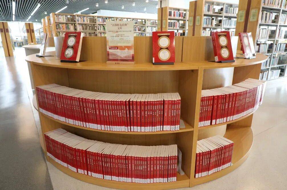 金坛图书馆国庆中秋活动精彩回顾 | 举国同欢庆<strong></p>
<p>DOT交易所</strong>,月满聚中秋