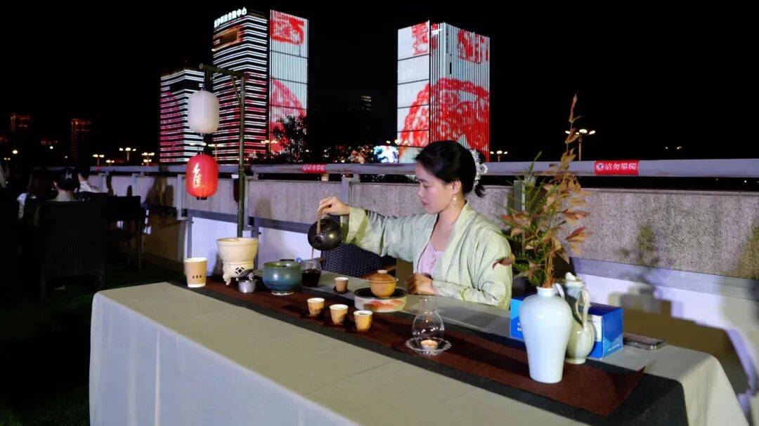 金坛图书馆国庆中秋活动精彩回顾 | 举国同欢庆<strong></p>
<p>DOT交易所</strong>,月满聚中秋