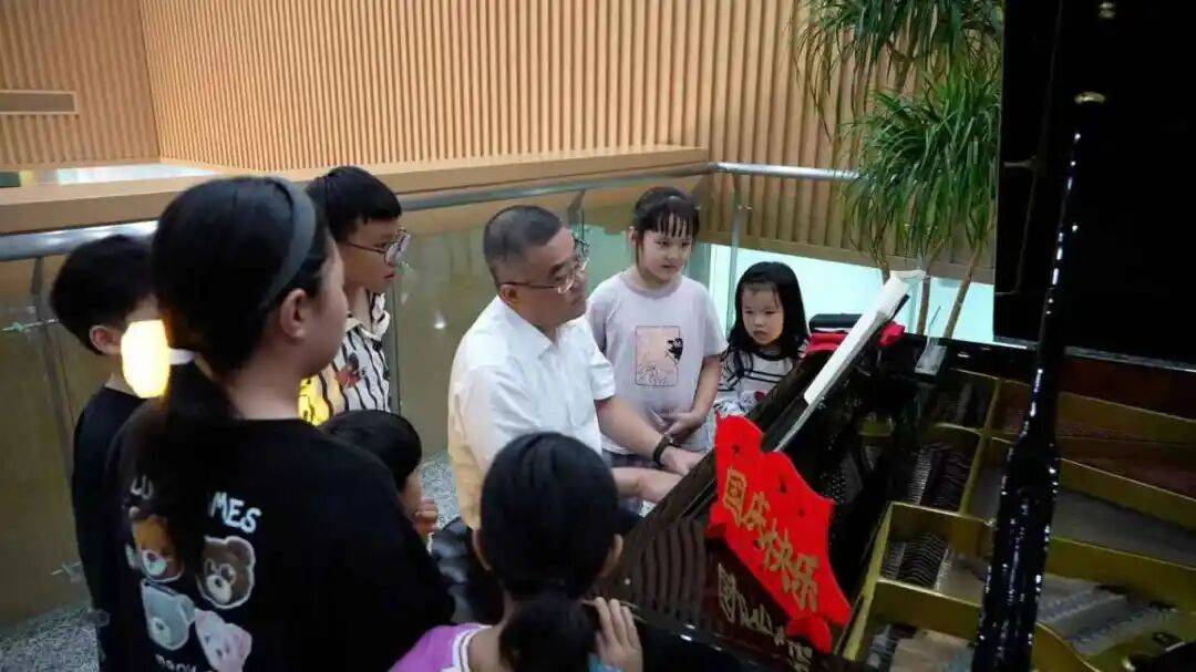 金坛图书馆国庆中秋活动精彩回顾 | 举国同欢庆<strong></p>
<p>DOT交易所</strong>,月满聚中秋