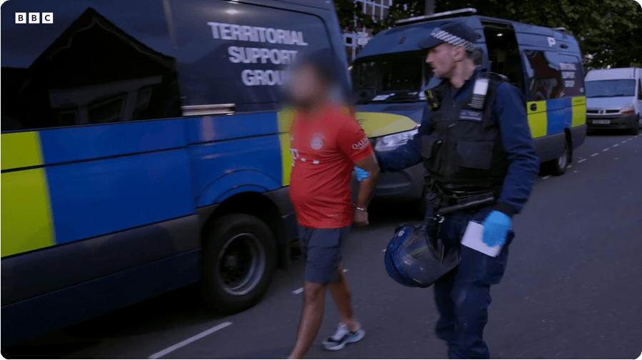 凯特患癌竟因辉瑞疫苗?伦敦4万被盗手机直飞香港<strong></p>
<p>波卡币交易所</strong>,比贩毒暴利产业链曝光…