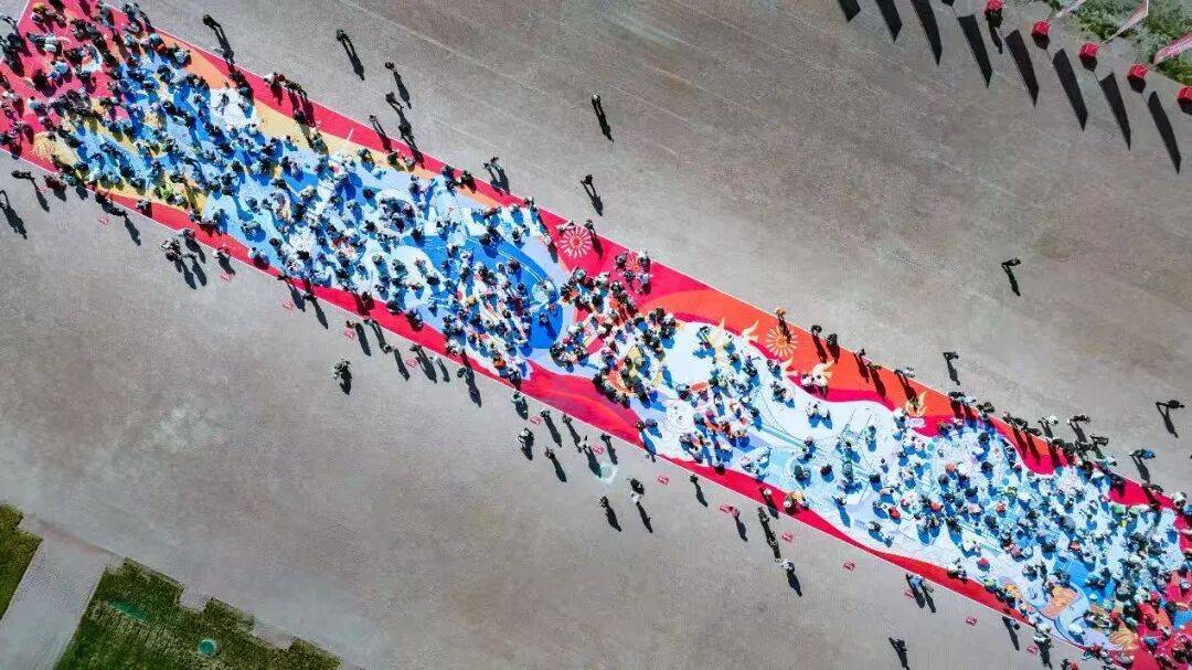 哈尔滨冰雪大世界“双节”特别活动圆满收官|27.35万人次共赴8天冰雪狂欢