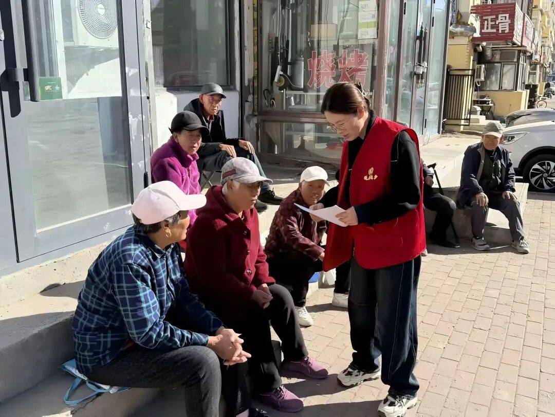 【普法宣传】“随手学、随时防”<strong></p>
<p>BNB交易所</strong>!通乡街道“边走边宣” 筑牢反邪教思想防线