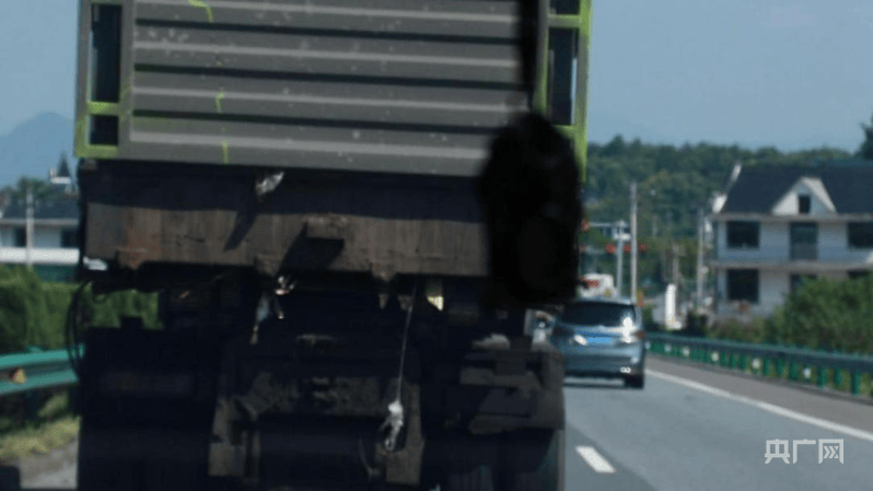 中央安全生产考核巡查组在江西玉山明查暗访发现：客运隐患突出<strong></p>
<p>币安币交易所</strong>，垃圾清运车问题频发