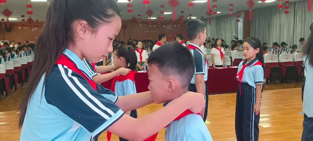 <strong></p>
<p>ADA交易所</strong>我县各级少先队组织开展“强国复兴有我 争当新时代好少年”建队日主题活动