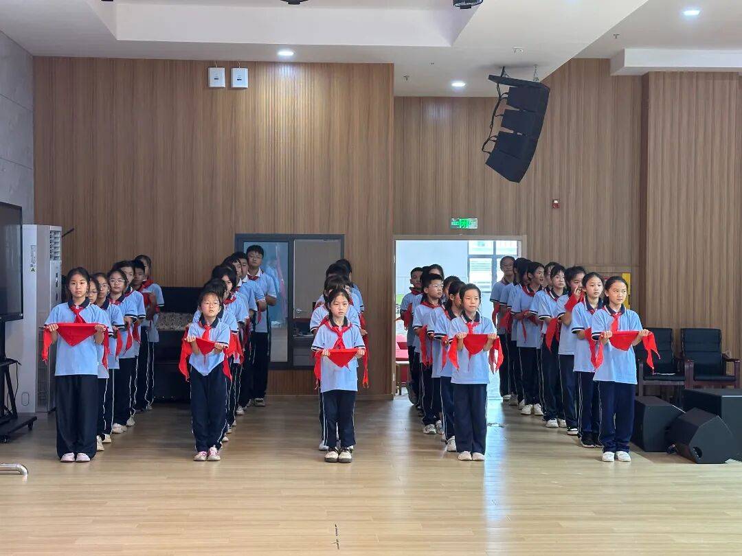 <strong></p>
<p>ADA交易所</strong>我县各级少先队组织开展“强国复兴有我 争当新时代好少年”建队日主题活动