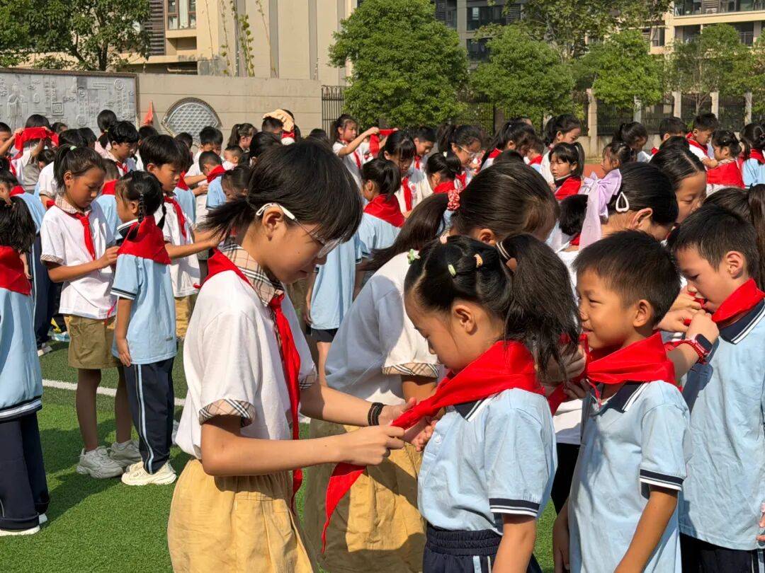 <strong></p>
<p>ADA交易所</strong>我县各级少先队组织开展“强国复兴有我 争当新时代好少年”建队日主题活动