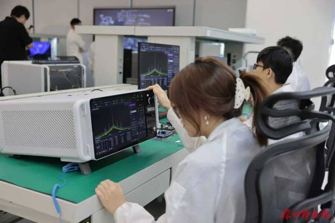 突破封锁<strong></p>
<p>艾达币交易所</strong>!国产!!可满足3-5nm芯片需求!!!