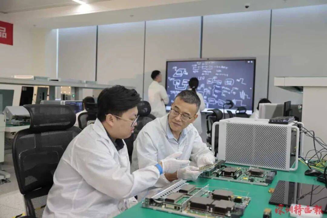 突破封锁<strong></p>
<p>艾达币交易所</strong>!国产!!可满足3-5nm芯片需求!!!