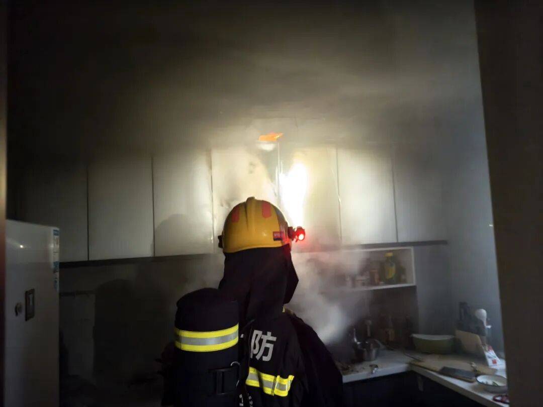 以案为鉴 | 家中起火前<strong></p>
<p>艾达币交易所</strong>,他们都曾接到一通电话……