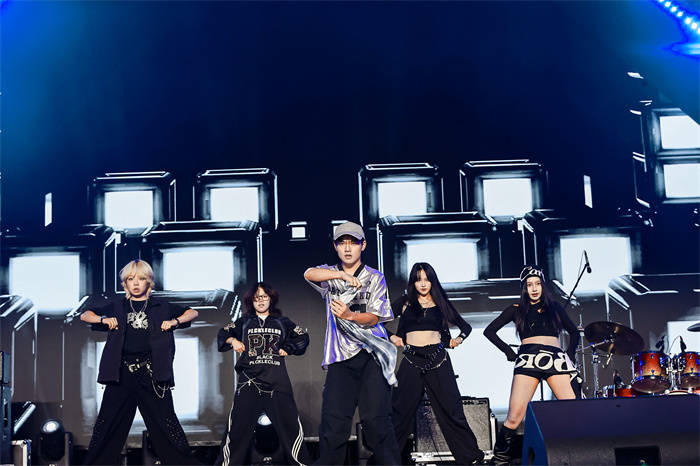 活力唱响青春经济<strong></p>
<p>比特现金交易所</strong>,第四届青春上海大学生音乐节绽放南上海科创中心