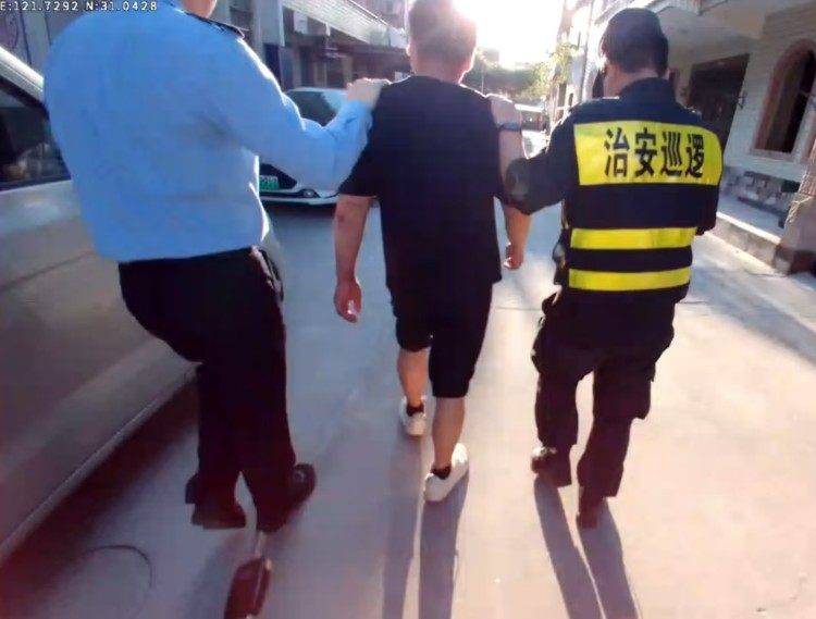 每月稳定收入8000多元却忍不住经常偷快递<strong></p>
<p>莱特币交易所</strong>,上海一男子被刑拘