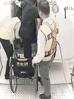 登机视频曝光<strong></p>
<p>绿洲币</strong>,郑智化道歉!除了关注有没有“连滚带爬”,我们更应关注什么?