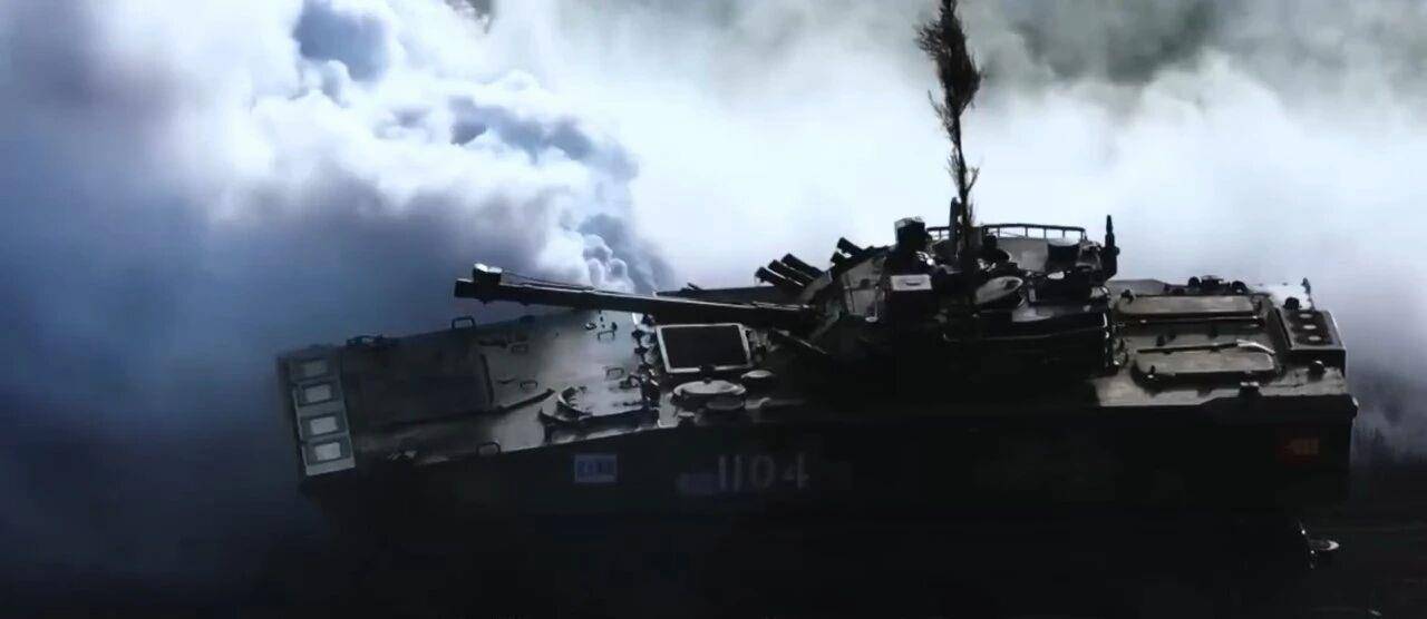 大场面!机器狗、无人机开路<strong></p>
<p>37币</strong>,实兵对抗演练画面公布