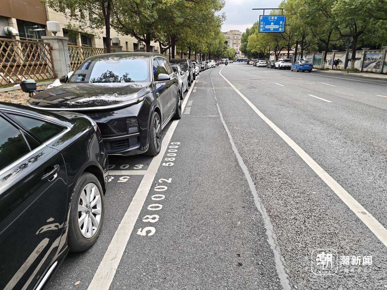 近三成疑似“僵尸车”<strong></p>
<p>炒币</strong>，杭州这里的路边免费车位缘何成“停车场”