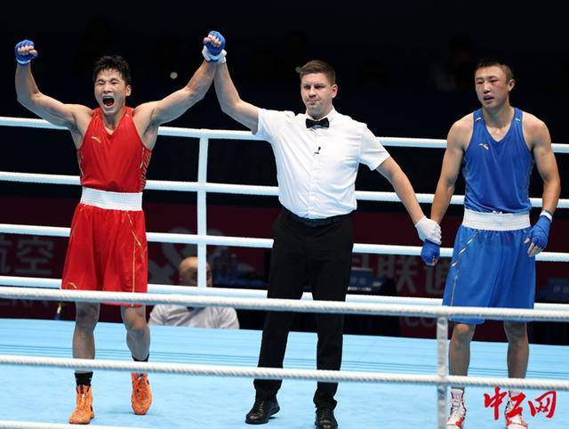 全运会拳击男子80公斤级决赛<strong></p>
<p>炒币</strong>,王小保夺冠!