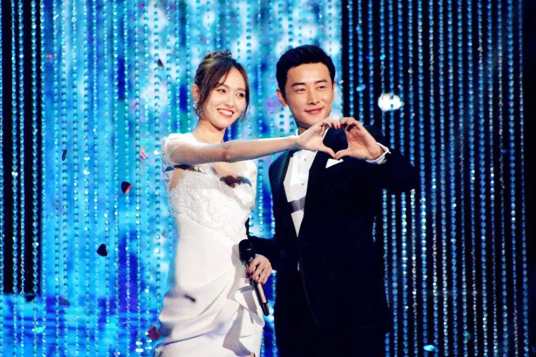 曝内娱著名恩爱夫妻已离婚<strong></p>
<p>悦享币</strong>,演员“唐嫣 罗晋”冲上热搜,天眼查显示两人无商业关联