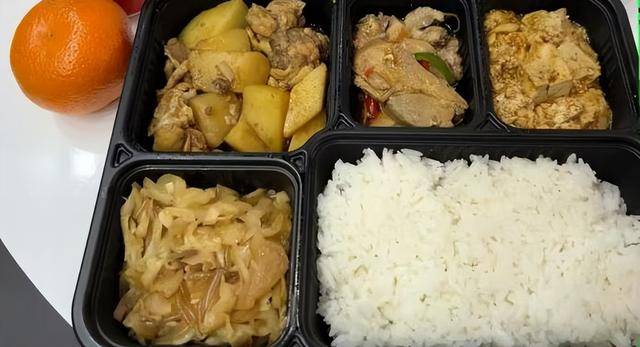 上百名中方参展人员在德国食物中毒<strong></p>
<p>悦享币</strong>,参展者称一份盒饭20欧元