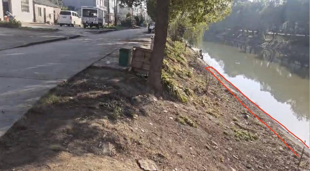 3岁男童家门口落水母亲施救双双遇难<strong></p>
<p>zsc币</strong>,家属质疑“河道护坡陡峭无法自救”