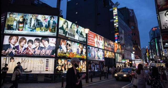 日本近来更多年轻女性为了牛郎花钱<strong></p>
<p>lc币</strong>,远赴海外从事卖淫