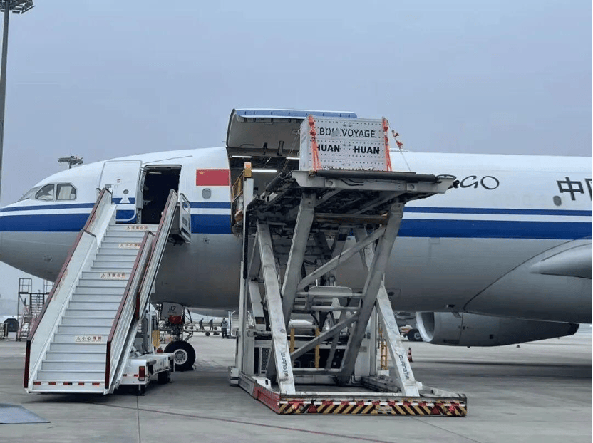 马克龙一路追着它俩<strong></p>
<p>lc币</strong>,抢先一步要访华!