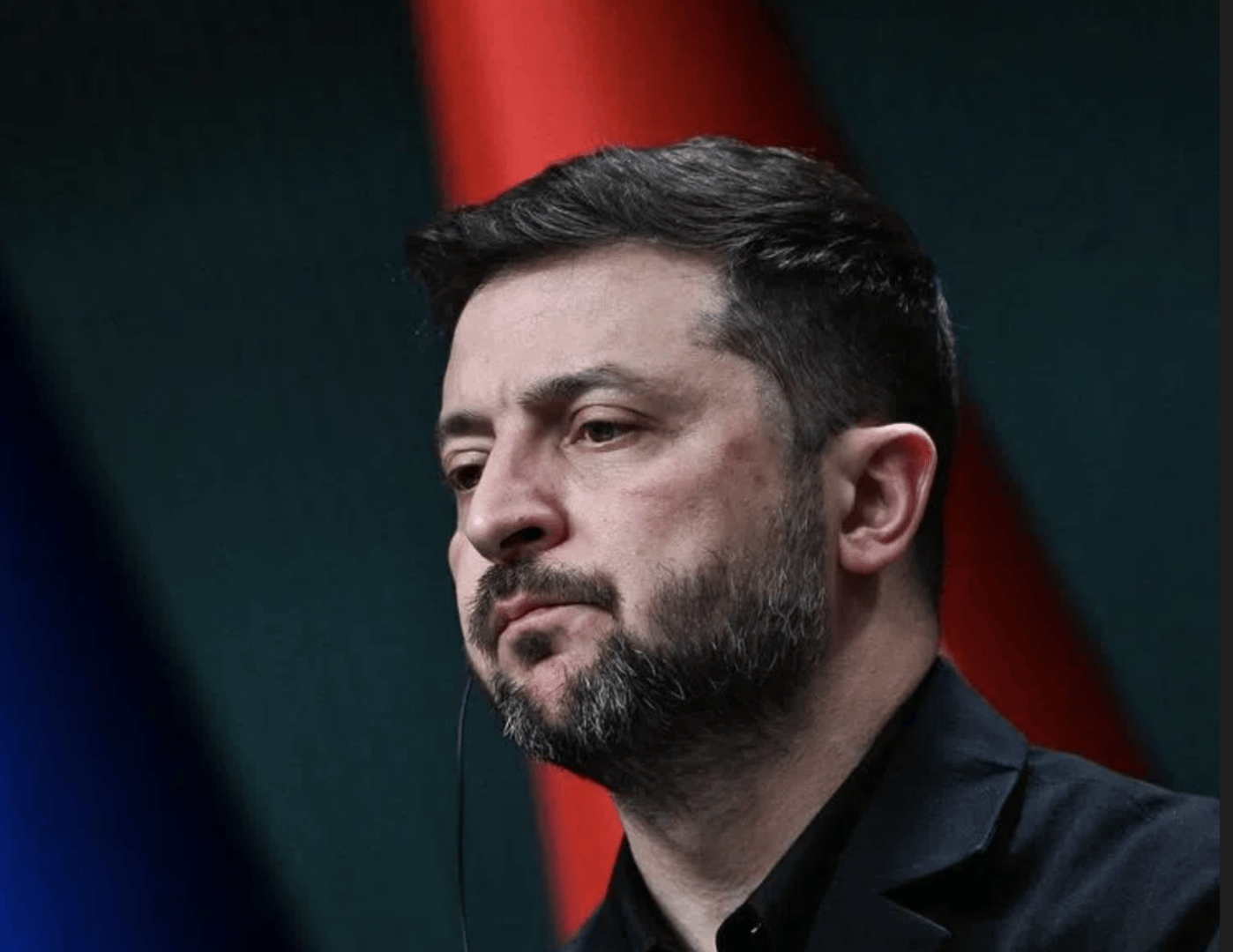 泽连斯基名字首次间接出现在乌克兰贪腐案中<strong></p>
<p>lc币</strong>,他将如何“退场”?