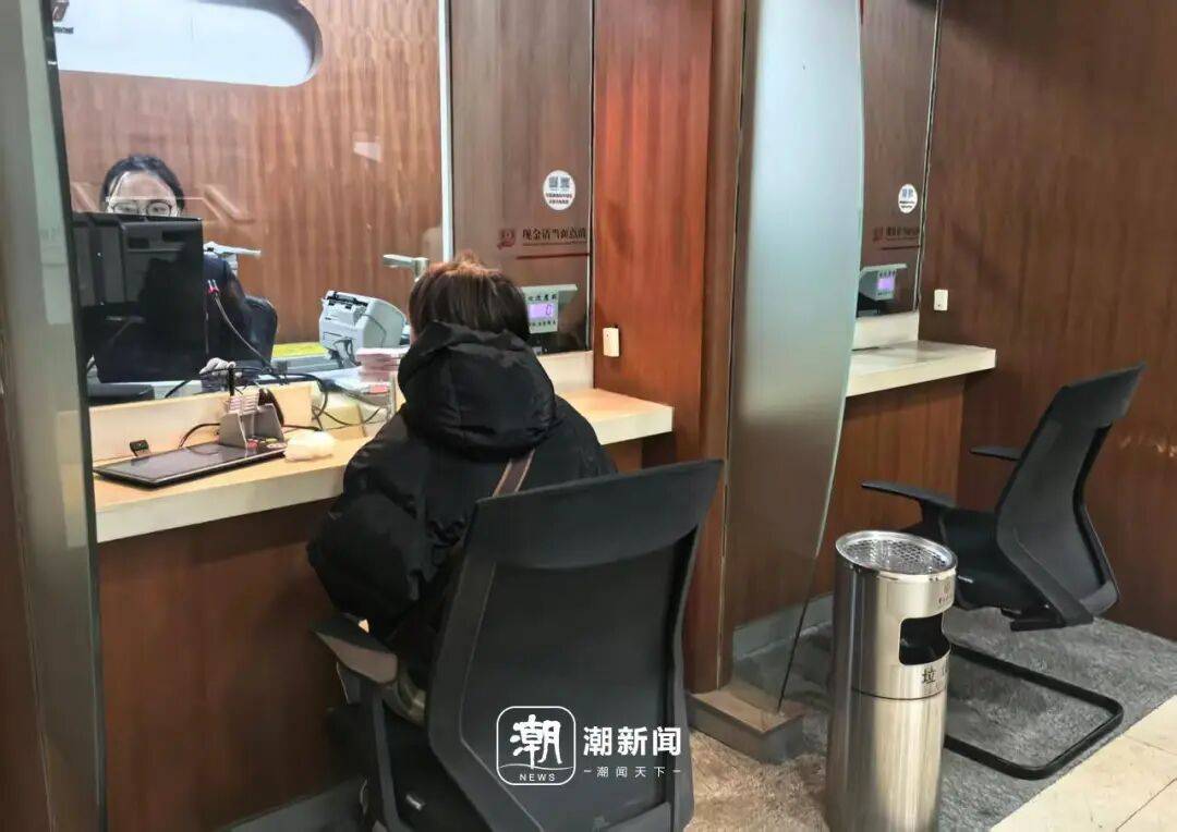 一降再降<strong></p>
<p>币鸟</strong>！浙江有人拿着50万元赶紧入手！不少人算账：这样也挺香