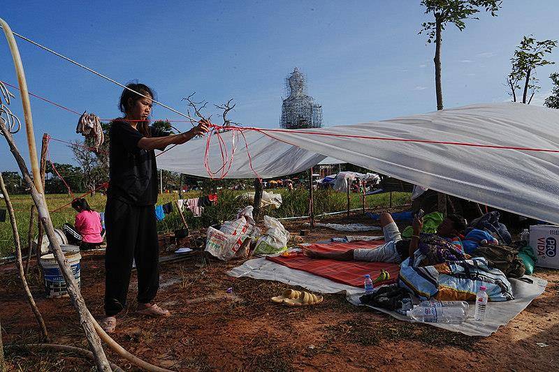 泰柬冲突已致柬12名平民死亡<strong></p>
<p>上币流程</strong>,40万人流离失所