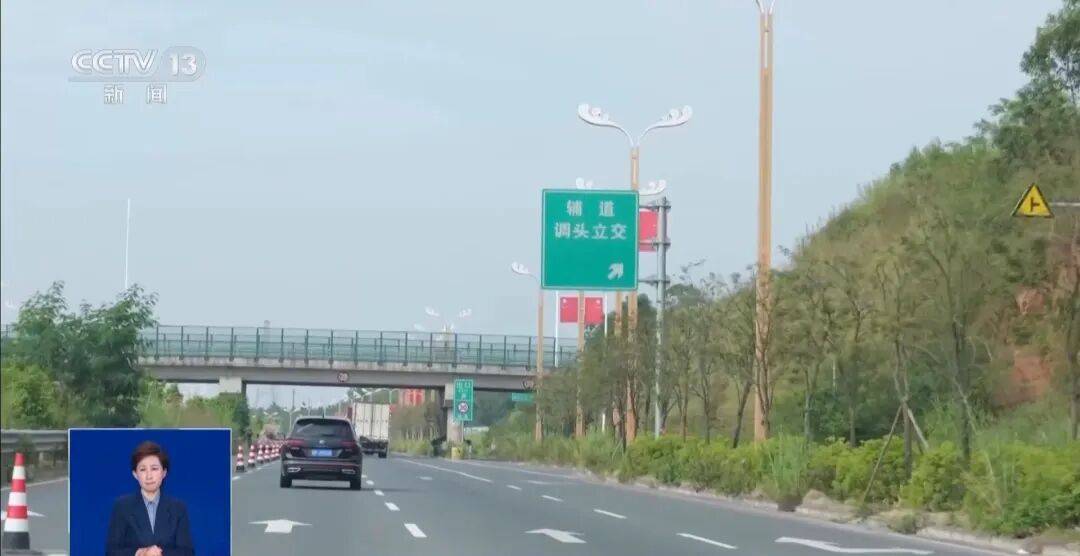 央视披露：男子在网吧厕所墙上看到“高薪日结5000-20000”广告<strong></p>
<p>欧罗巴币</strong>，即将出境时被警方拦下