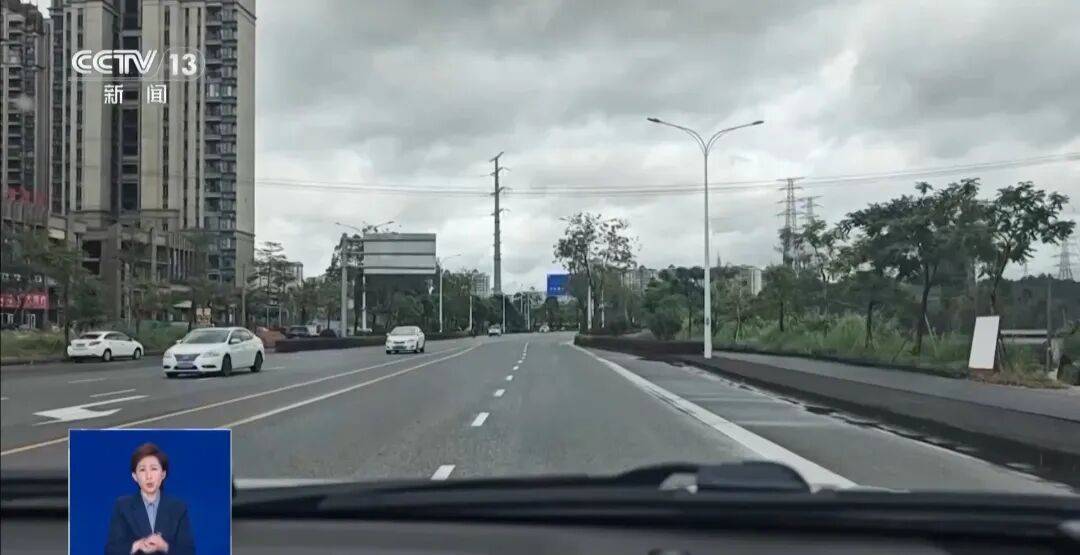 央视披露：男子在网吧厕所墙上看到“高薪日结5000-20000”广告<strong></p>
<p>欧罗巴币</strong>，即将出境时被警方拦下