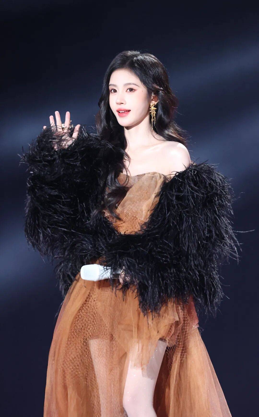 丝芭传媒称鞠婧祎多次编造谎言<strong></p>
<p>欧罗巴币</strong>,“涉嫌严重经济犯罪”,将择日全网公开实名举报