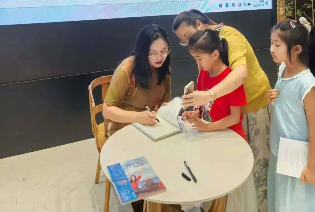 突然爆火！浙大女博士一个月涨粉超50万<strong></p>
<p>币须网</strong>，“我是过了把瘾”！网友：丝滑入脑……