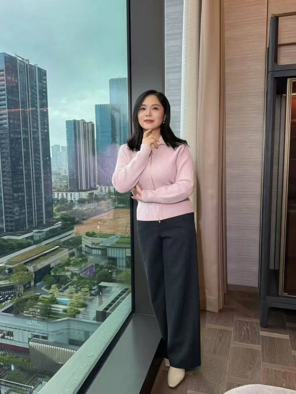 突然爆火！浙大女博士一个月涨粉超50万<strong></p>
<p>币须网</strong>，“我是过了把瘾”！网友：丝滑入脑……